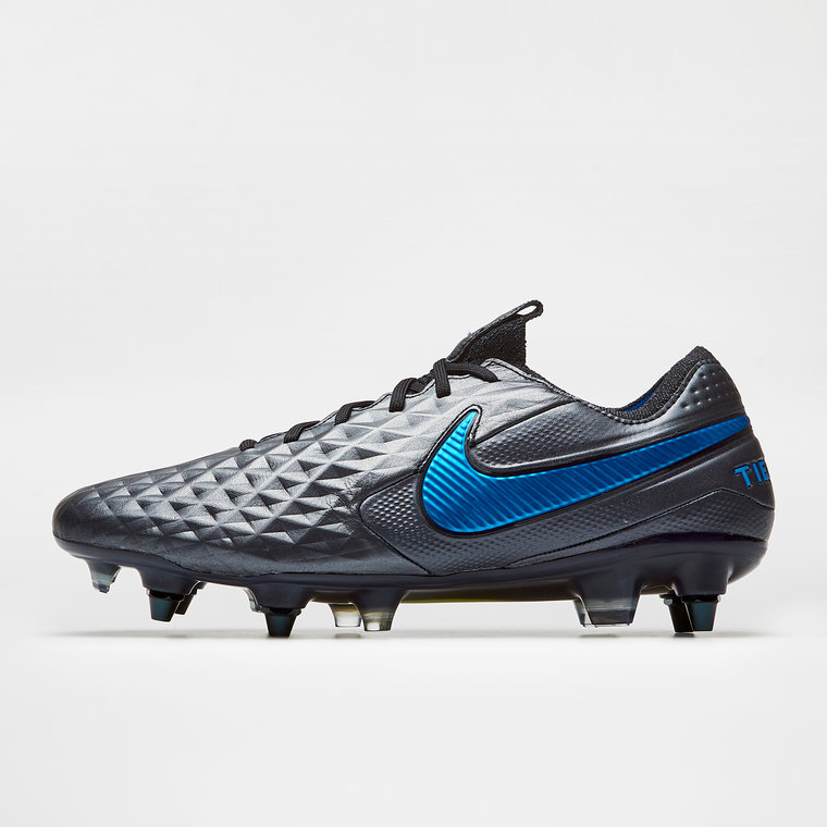 Nike Weather Legend 8 Coral Boots Soccer Room Nice.