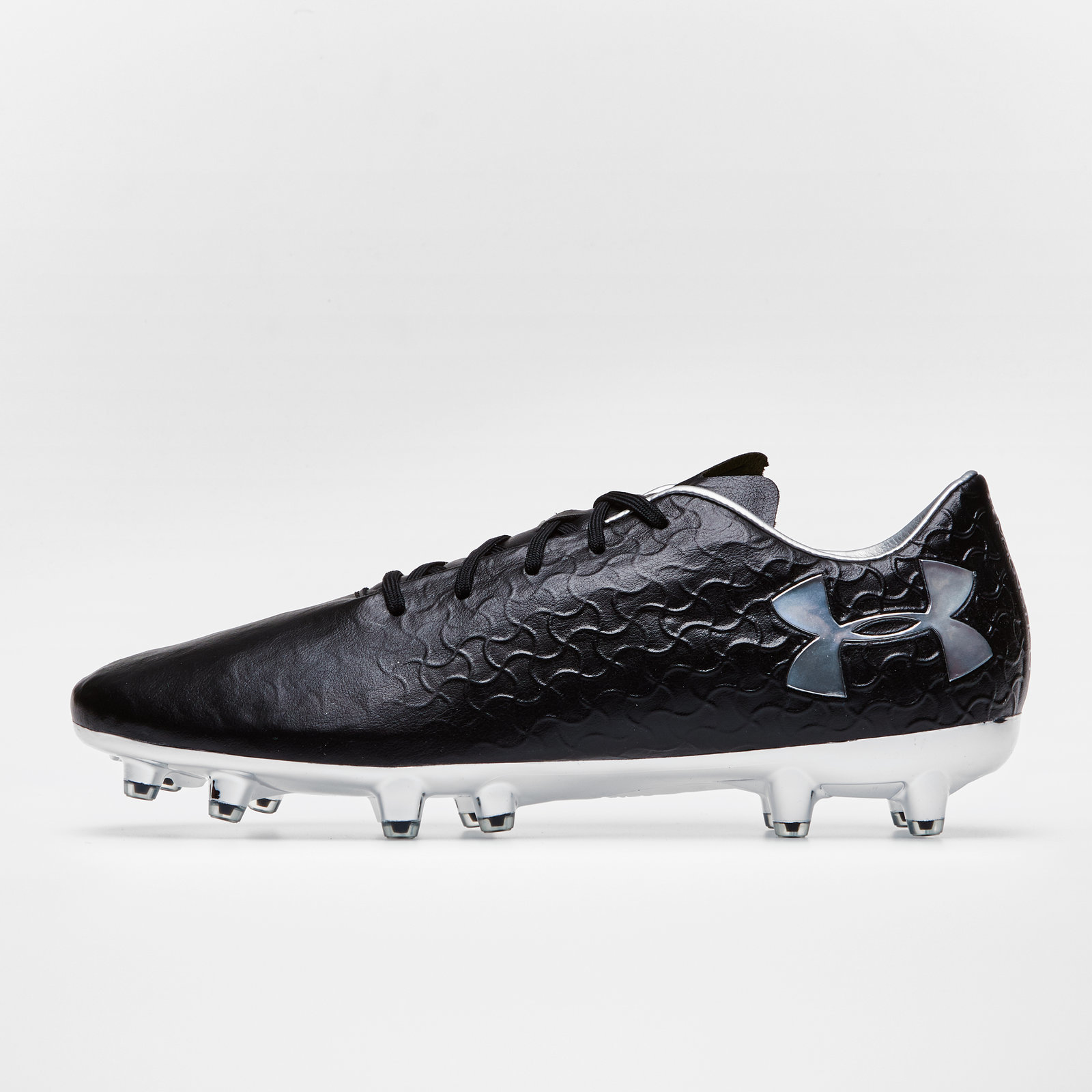 under armour football trainers